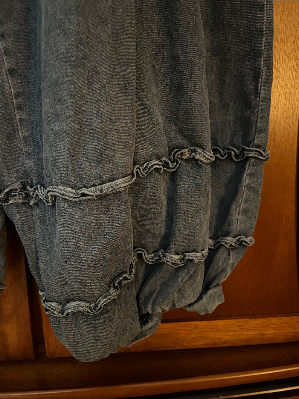 Easel Washed Blue Denim Cropped Harem Pants w/Double Ruffle at Hem-Pockets - Picture 5 of 9